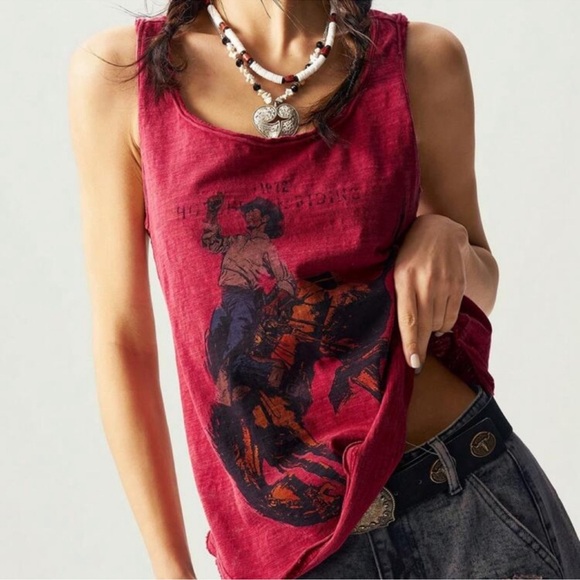 Women's Red Horseback Riding Graphic Tank Top size Medium, Cowboy, rodeo Cowgirl - Picture 6 of 6